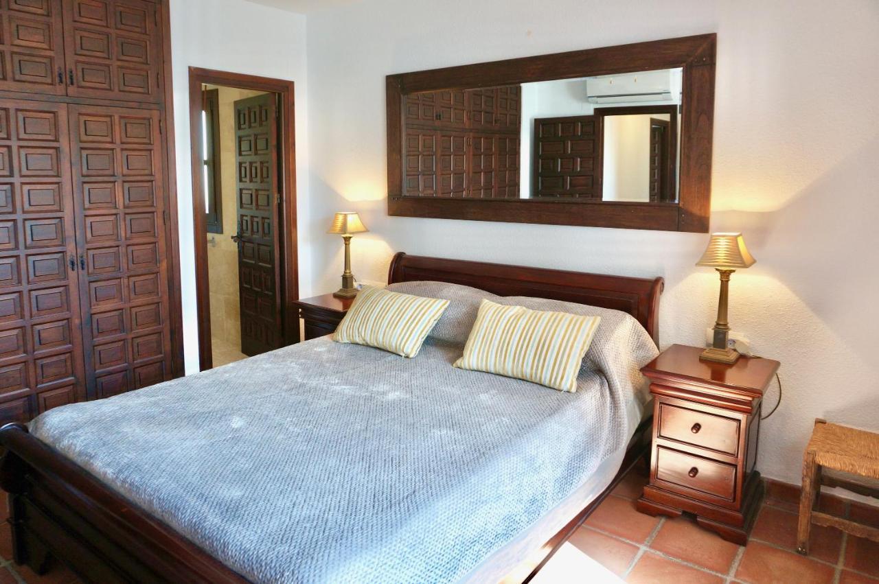 Casa Alba Villa เนร์คา ภายนอก รูปภาพ